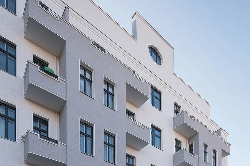 Двухкомнатная квартира 58 м² с косметическим ремонтом в Берлине район Штеглитц