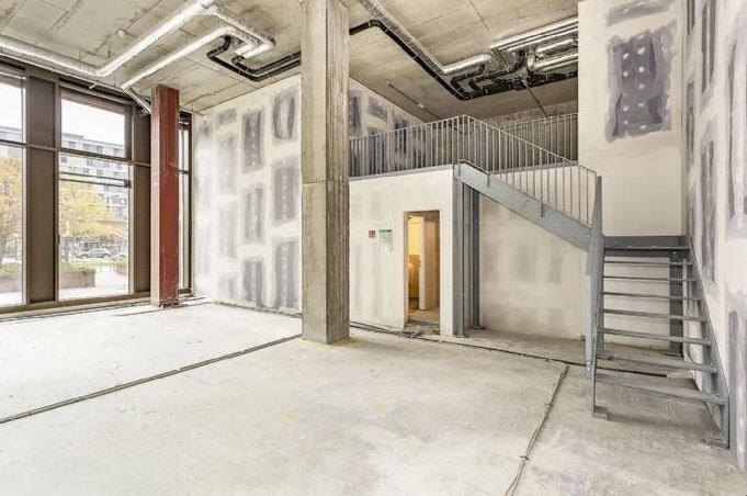 Купить коммерческую площадь 129 кв.метров на Александерплатц в Берлине