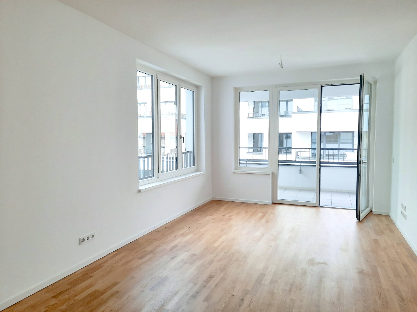 Продажа квартиры от собственника в Берлине: новостройка около Курфюрстендамм
